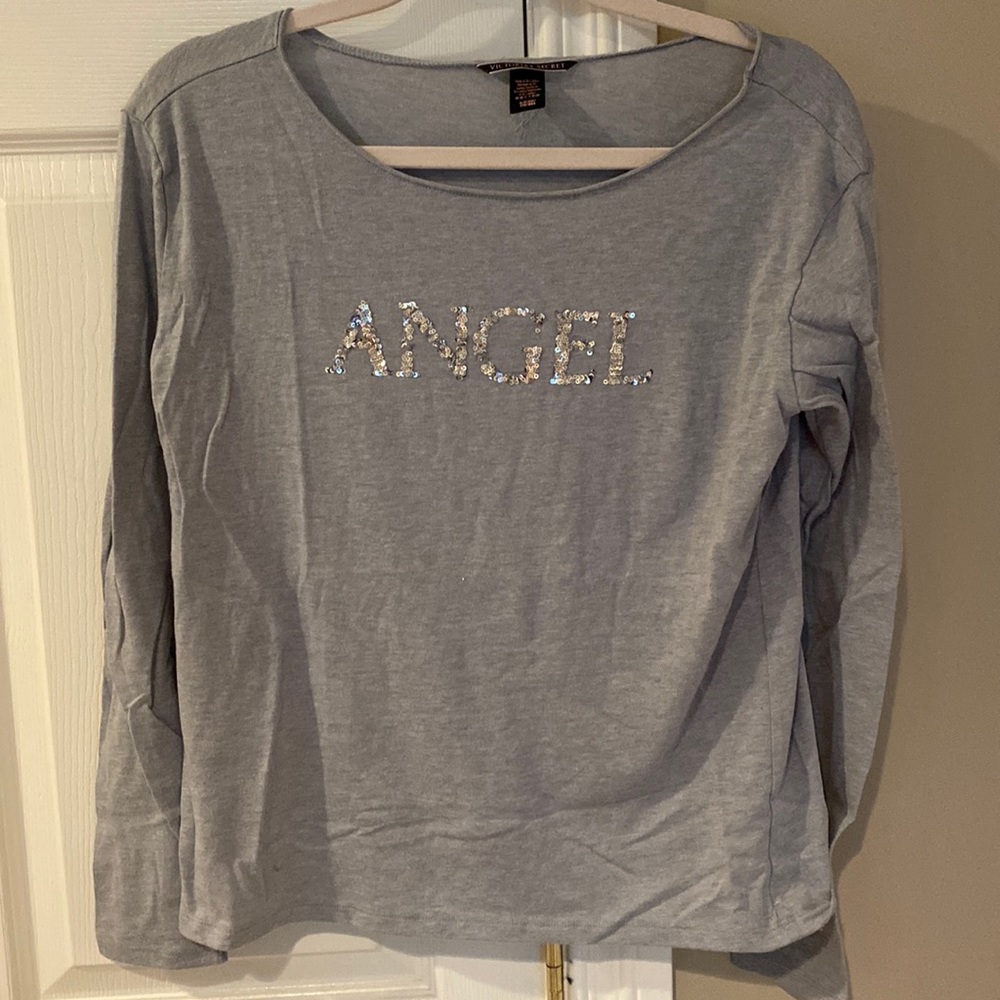 grey sparkly long sleeve Victoria secret bed shirt, soft and barely worn - Picture 1 of 1
